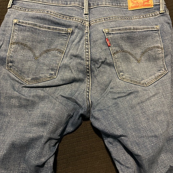 Levi’s straight leg jeans - Picture 4 of 6